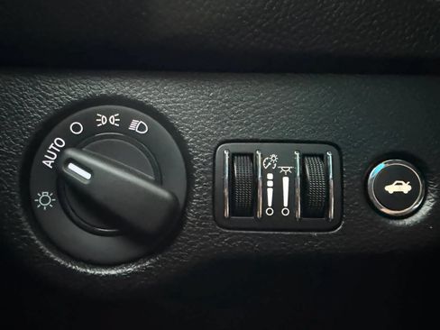Used 2019 Dodge Challenger R/T Scat Pack RWD image 23
