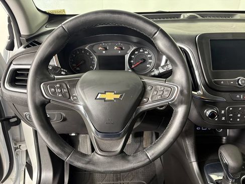 Used 2023 Chevrolet Equinox LT FWD image 26