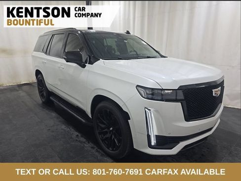 Used 2024 Cadillac Escalade Sport w/ LPO, ONYX Package AWD/4WD image 3