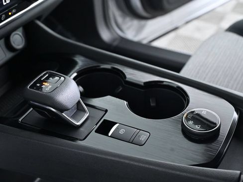 Certified 2023 Nissan Rogue SV AWD/4WD image 20
