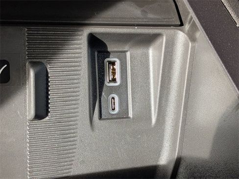 New 2026 GMC Hummer EV SUV image 23