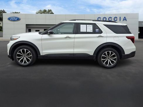 Certified 2020 Ford Explorer ST w/ Premium Technology Package AWD/4WD image 7