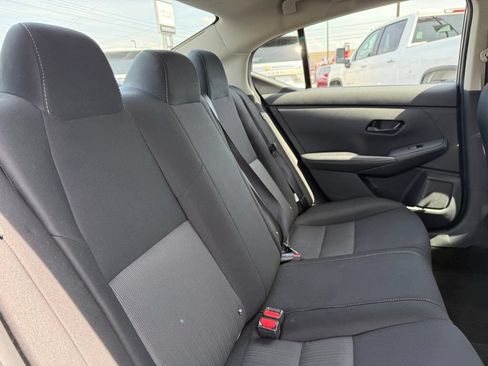 Used 2024 Nissan Sentra SV FWD image 18