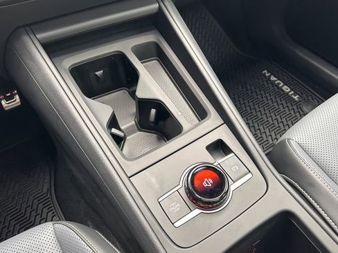 New 2026 Volkswagen Tiguan SE R-Line image 18