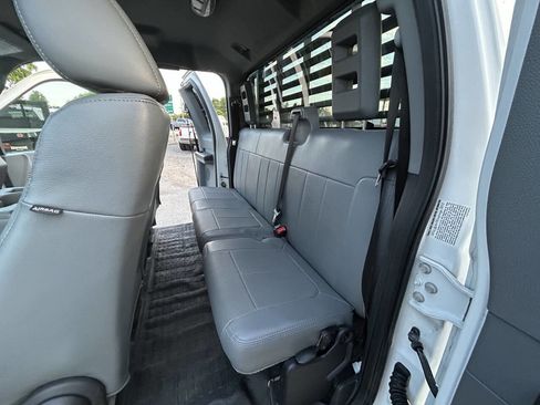 Used 2012 Ford F550 4x4 SuperCab Super Duty w/ XL Value Pkg image 21