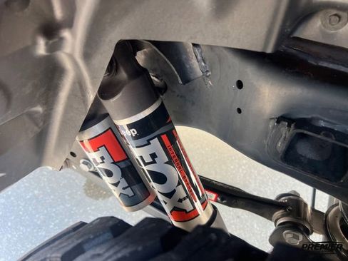 Used 2025 Jeep Gladiator Mojave image 19