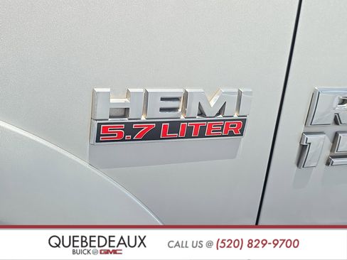 Used 2014 RAM 1500 Laramie w/ Convenience Group AWD/4WD image 4