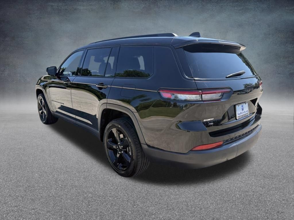Used 2021 Jeep Grand Cherokee L Laredo AWD/4WD image 4