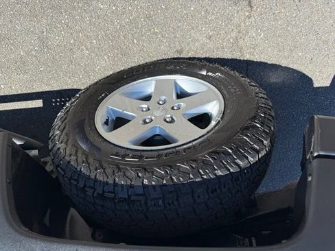 Used 2015 Jeep Wrangler Unlimited Sport w/ Quick Order Package 23S AWD/4WD image 12