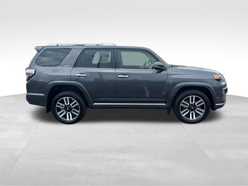 Certified 2022 Toyota 4Runner Limited AWD/4WD image 9