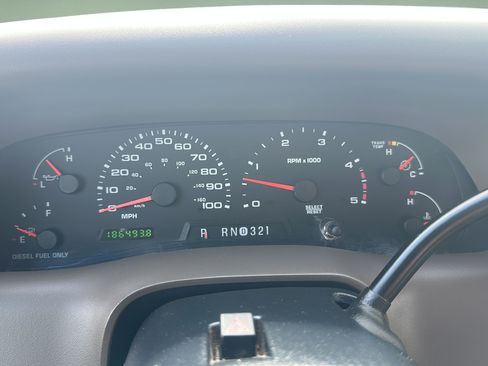 Used 2004 Ford F350 Lariat AWD/4WD image 13