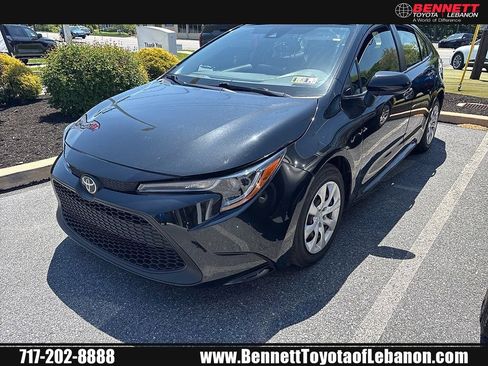 Used 2022 Toyota Corolla LE FWD image 1