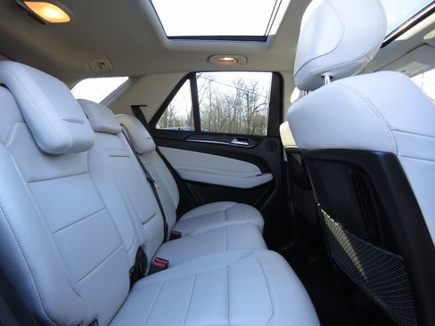 Used 2017 Mercedes-Benz GLE 350 4MATIC image 16