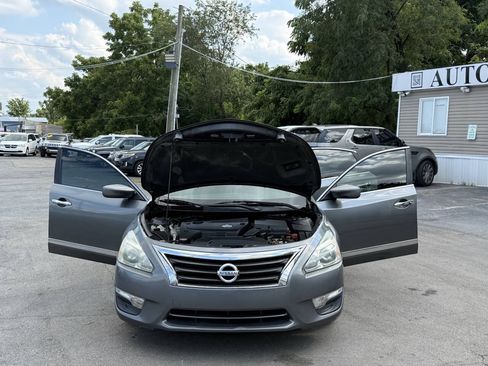 Used 2014 Nissan Altima 2.5 SV FWD image 17