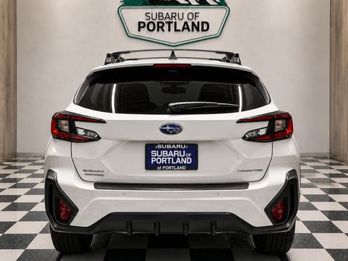 Certified 2025 Subaru Crosstrek 2.5i Limited w/ Popular Package #3A AWD/4WD image 4