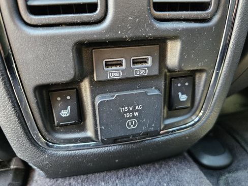 Used 2017 Jeep Grand Cherokee Overland AWD/4WD image 25