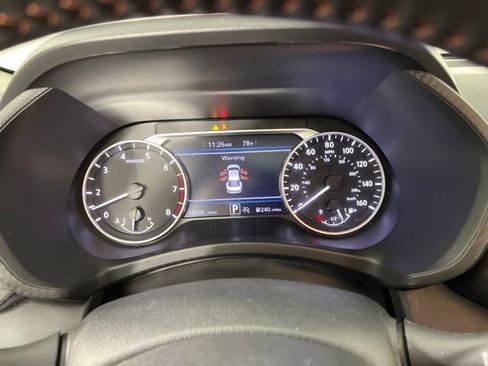 Certified 2025 Nissan Sentra SR w/ SR Premium Package FWD image 24
