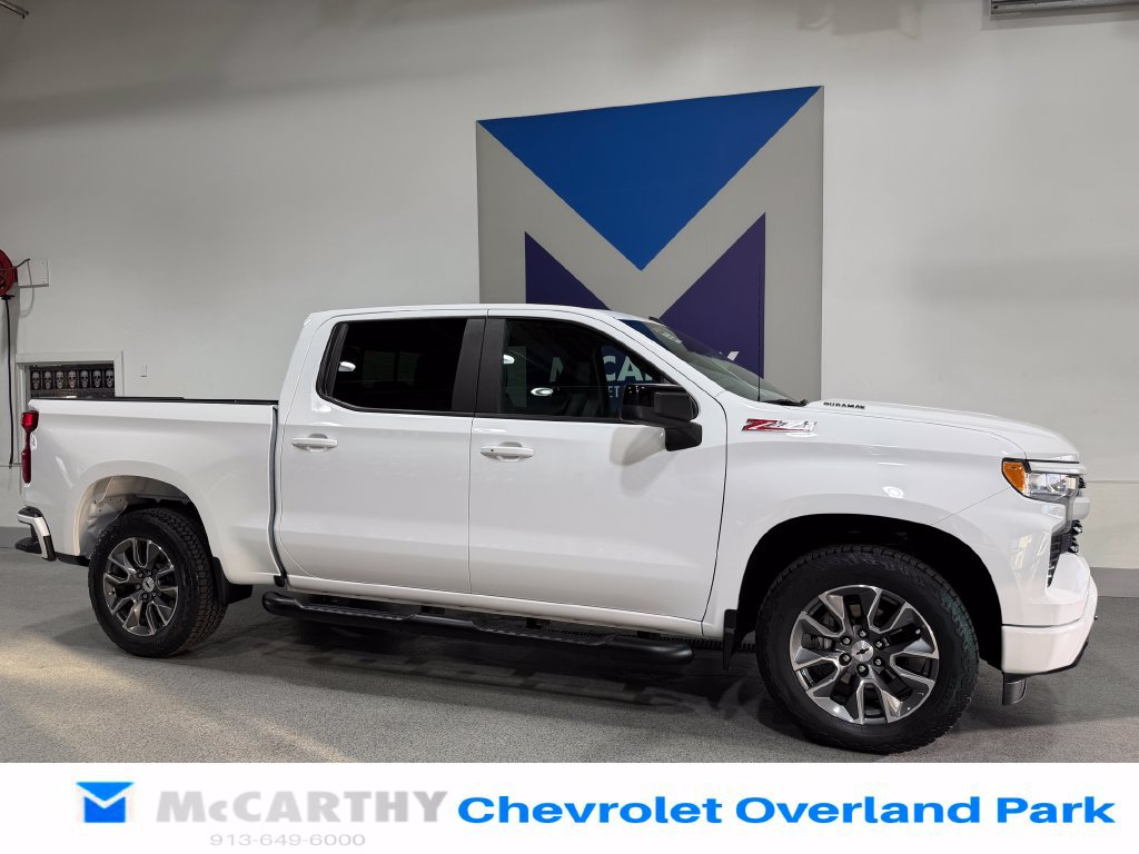 Used 2023 Chevrolet Silverado 1500 RST w/ Convenience Package II AWD/4WD image 3