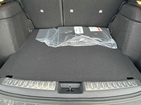 New 2026 Nissan Kicks SR w/ SR Premium Package image 18