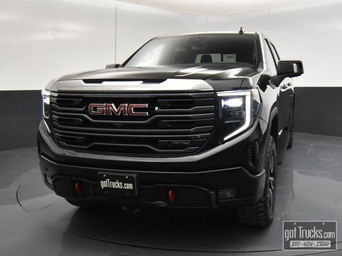 Used 2022 GMC Sierra 1500 AT4 w/ AT4 Premium Package image 49