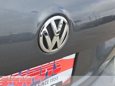 Used 2012 Volkswagen Jetta TDI image 3