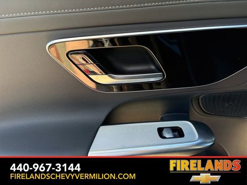 Used 2023 Mercedes-Benz GLC 300 4MATIC image 43