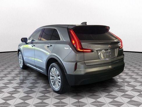 Certified 2024 Cadillac XT4 Luxury FWD image 4