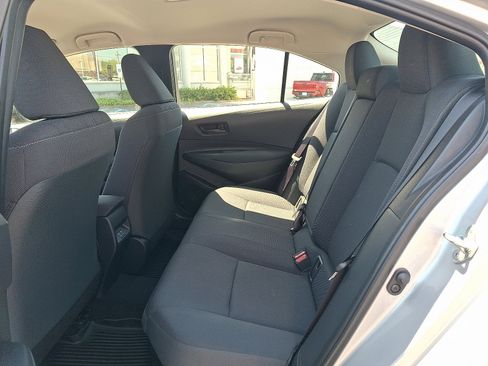 Used 2023 Toyota Corolla LE AWD/4WD image 11