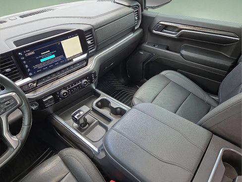 Used 2024 Chevrolet Silverado 1500 LTZ w/ LTZ Premium Package AWD/4WD image 9