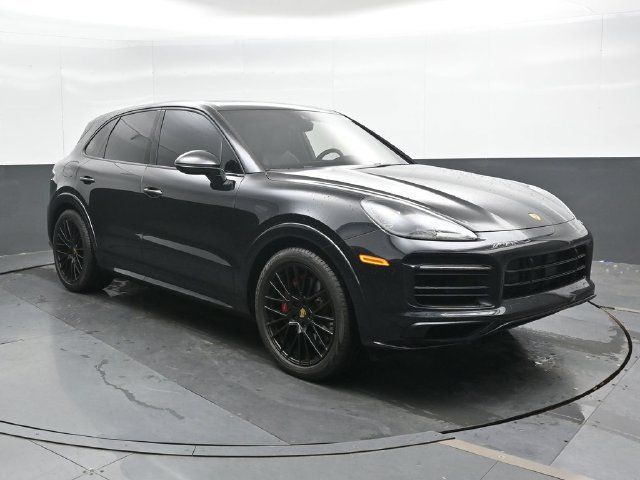 Used 2021 Porsche Cayenne GTS AWD/4WD image 6