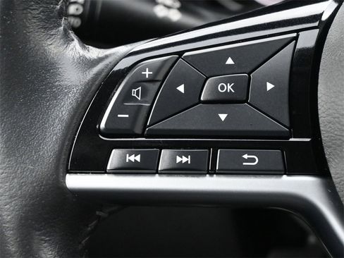 Used 2023 Nissan Altima 2.5 SL image 6