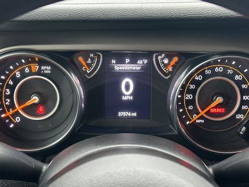 Used 2019 Jeep Wrangler Unlimited Sport image 17