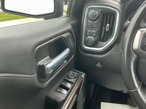 Used 2021 Chevrolet Silverado 1500 LT Trail Boss w/ Convenience Package II AWD/4WD image 25