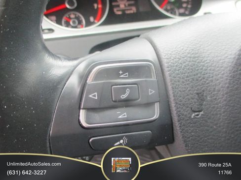 Used 2009 Volkswagen CC Sport FWD image 10