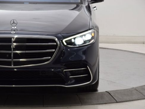 Certified 2022 Mercedes-Benz S 580 4MATIC Sedan image 9
