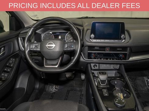 Used 2025 Nissan Rogue SV AWD/4WD image 7