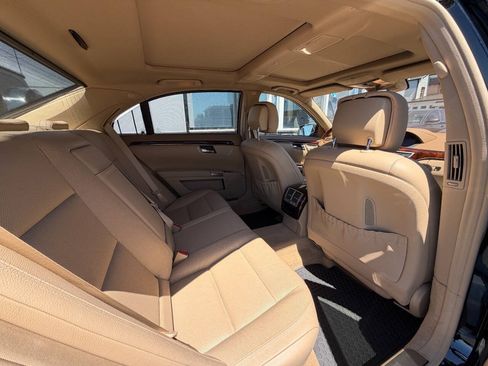 Used 2012 Mercedes-Benz S 550 4MATIC image 16