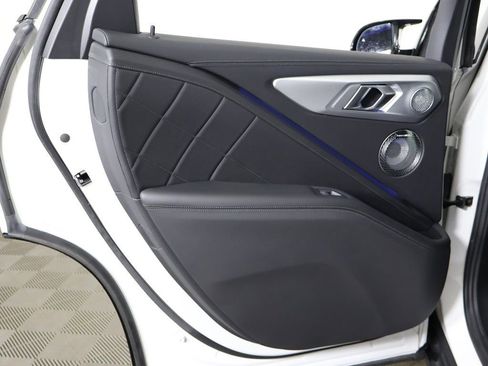 Used 2024 BMW XM AWD/4WD image 29