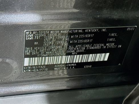 Used 2023 Toyota RAV4 XLE AWD/4WD image 34