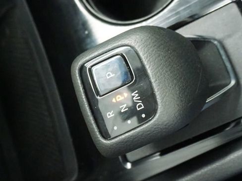 Used 2021 Nissan Rogue SV w/ Premium Package image 37