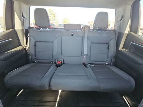 Used 2023 GMC Sierra 1500 Elevation image 24