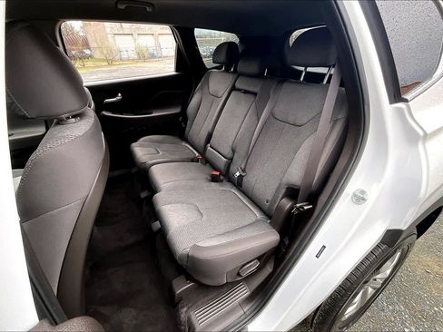 Used 2020 Hyundai Santa Fe SEL FWD image 20