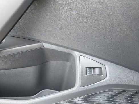 Used 2025 Volkswagen Jetta S FWD image 21