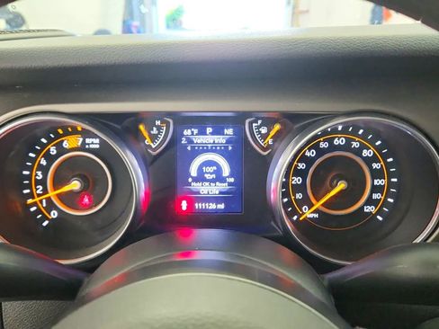 Used 2018 Jeep Wrangler Sport image 22