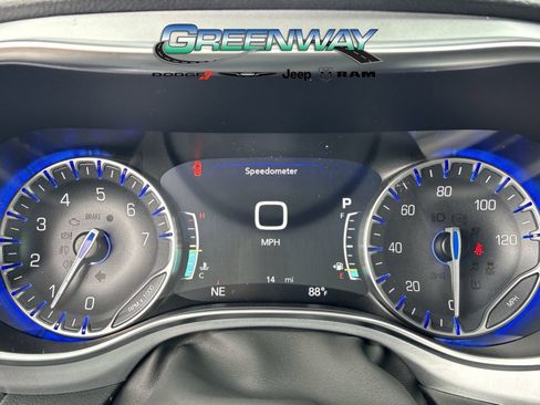 New 2026 Chrysler Pacifica Limited w/ S Appearance Package image 33