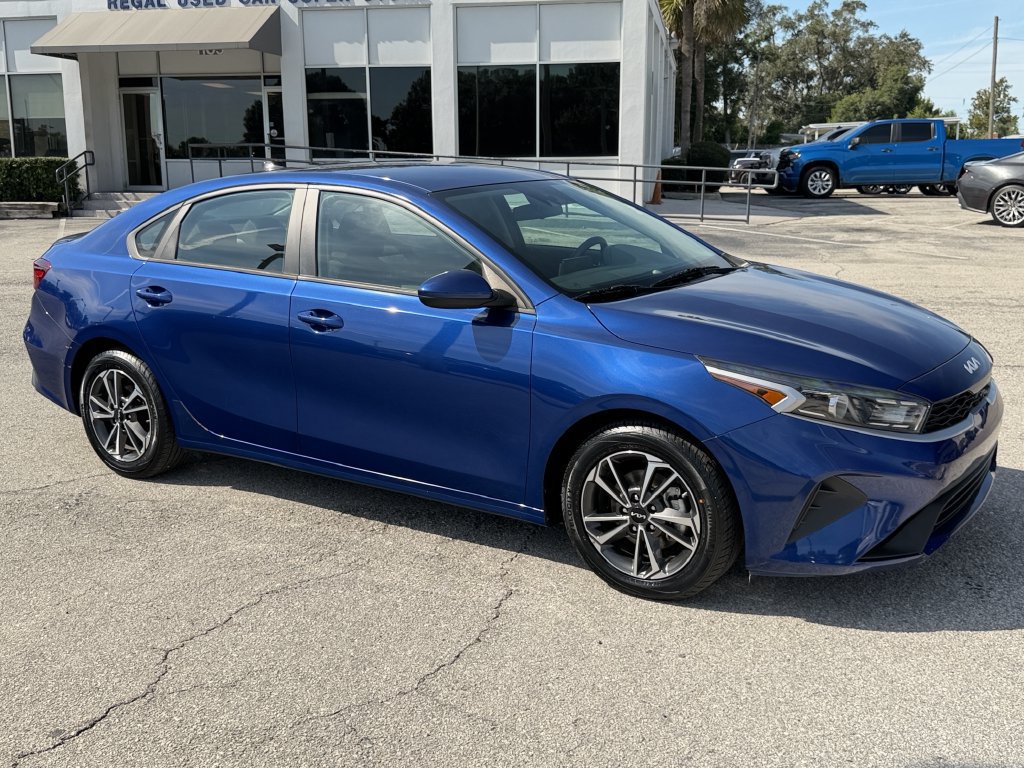 Certified 2024 Kia Forte LXS FWD image 2