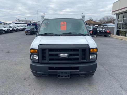 Used 2015 Ford E-350 and Econoline 350 Super Duty w/ Power Windows & Locks Group image 2
