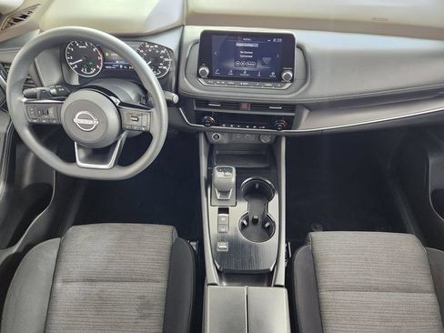 Used 2023 Nissan Rogue SV FWD image 15