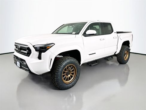 New 2025 Toyota Tacoma SR5 image 3