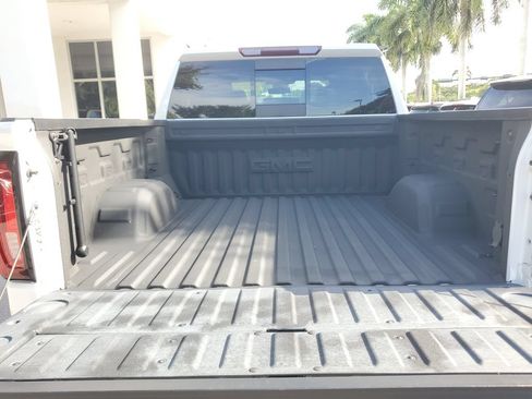 Certified 2023 GMC Sierra 1500 SLT w/ SLT Premium Plus Package AWD/4WD image 26